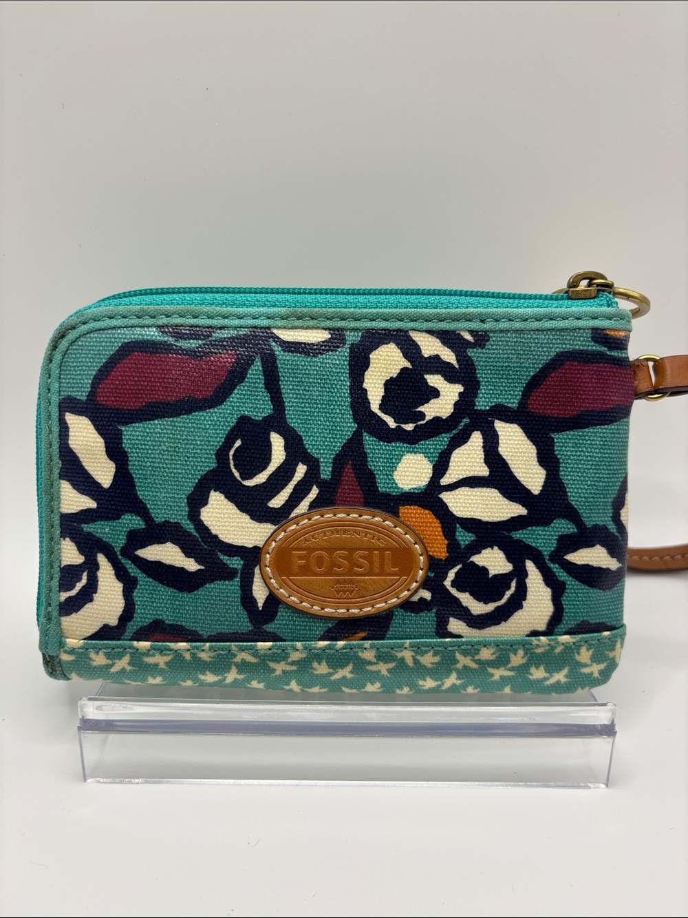 Fossil Teal Floral Canvas Wristlet with Brown Leather Patch